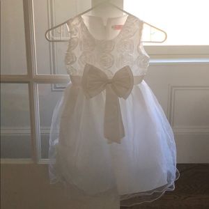White little girl lace dress